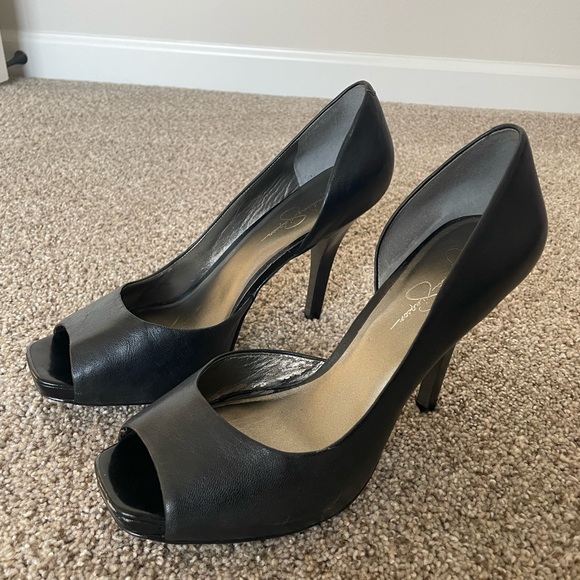 Jessica Simpson Classic Black Peep Toe Heels - Picture 2 of 7